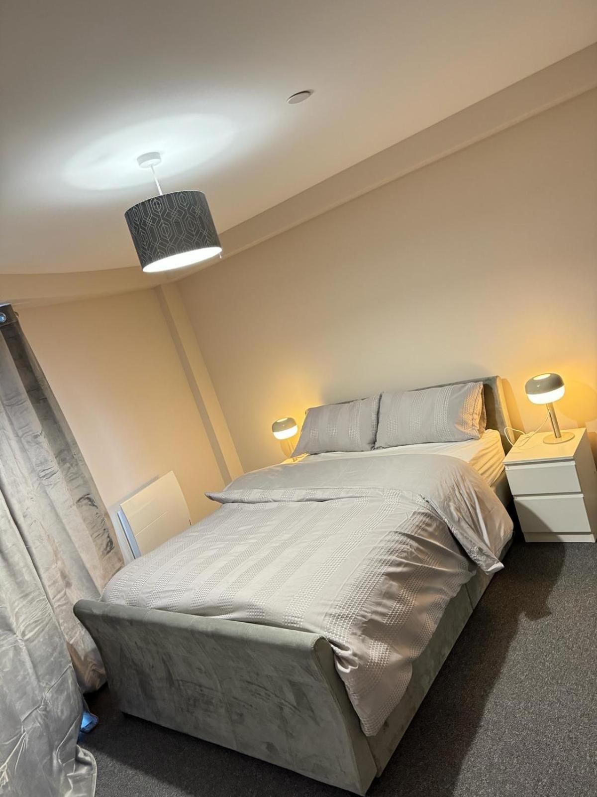 Luxury 2 Bedroom Apartment In Manchester City Centre - Free Parking エクステリア 写真